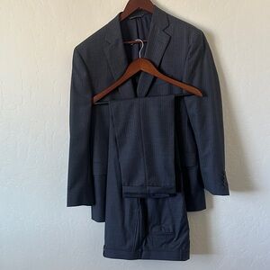 Men's Dark Charcoal Pinstripe Suit - Classic Two-Piece Set